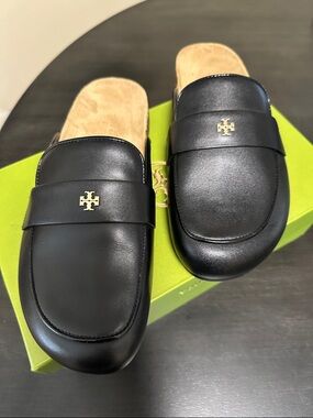 Tory Burch Everly Black Leather Logo Mule W8